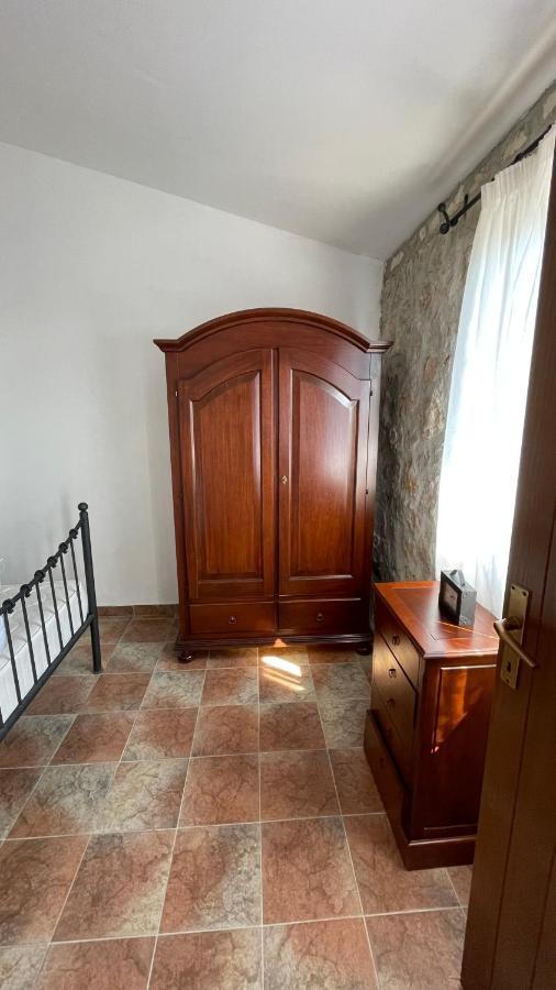 House In The Mountains Near Budva Bagian luar foto